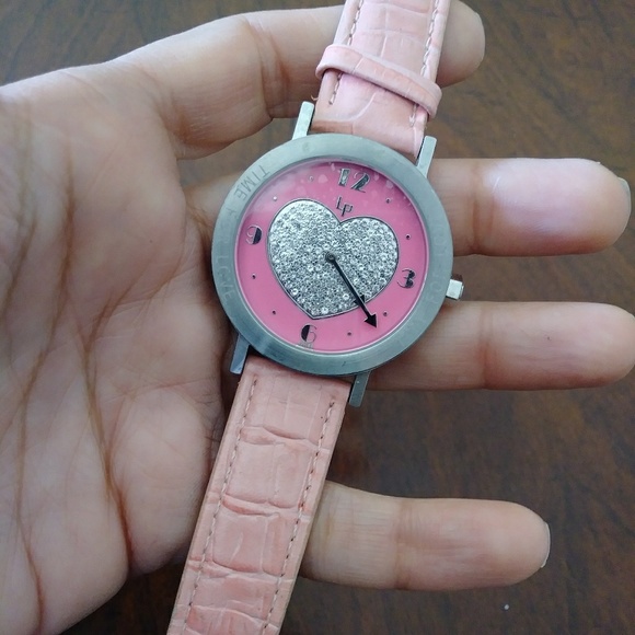 Watch - Picture 5 of 8